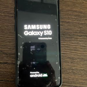COPY - Samsung Galaxy S10 mint condition- no damage - Verizon